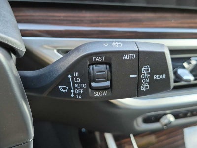 2027 BMW X7 M60i