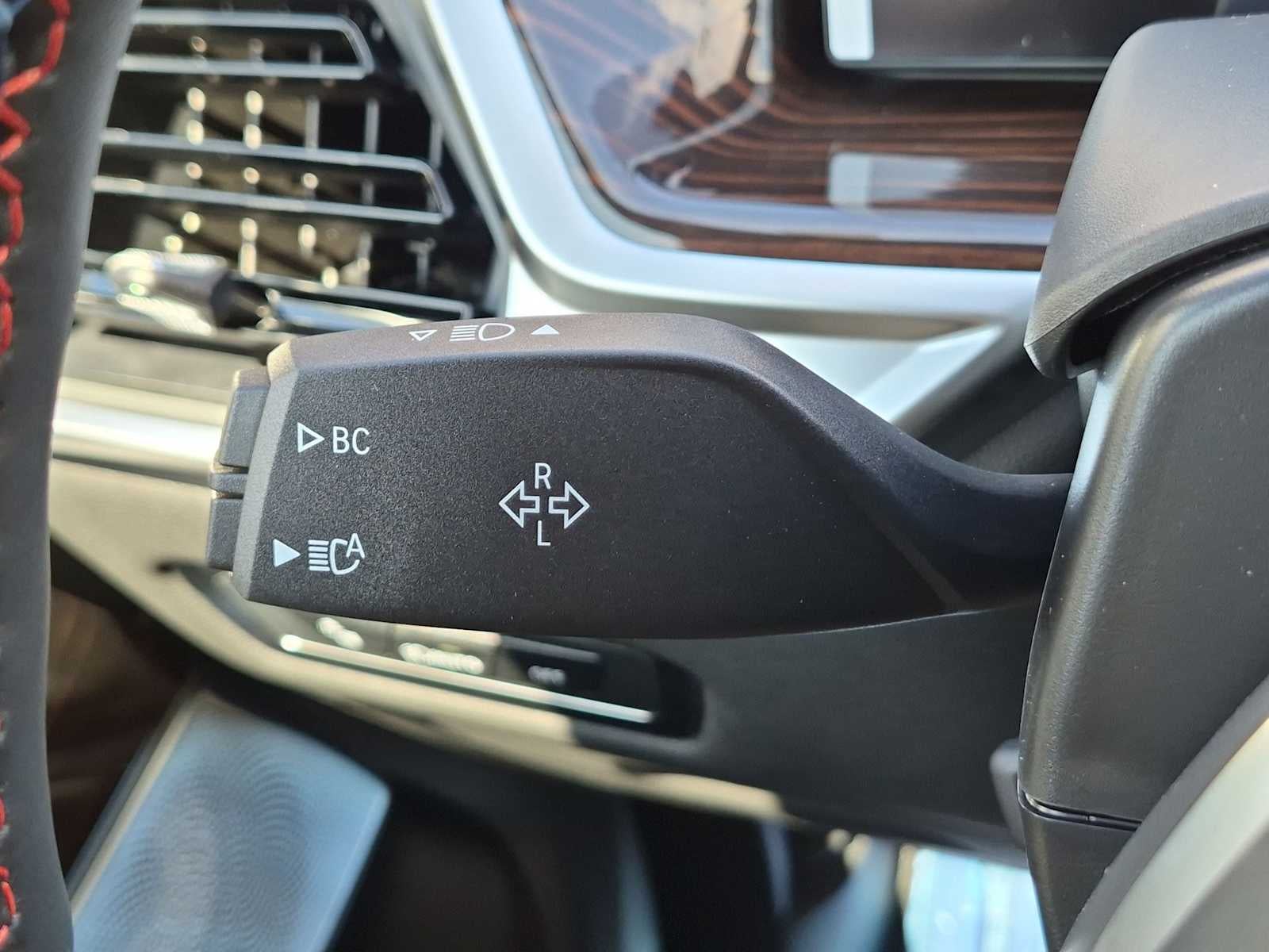 2027 BMW X7 M60i