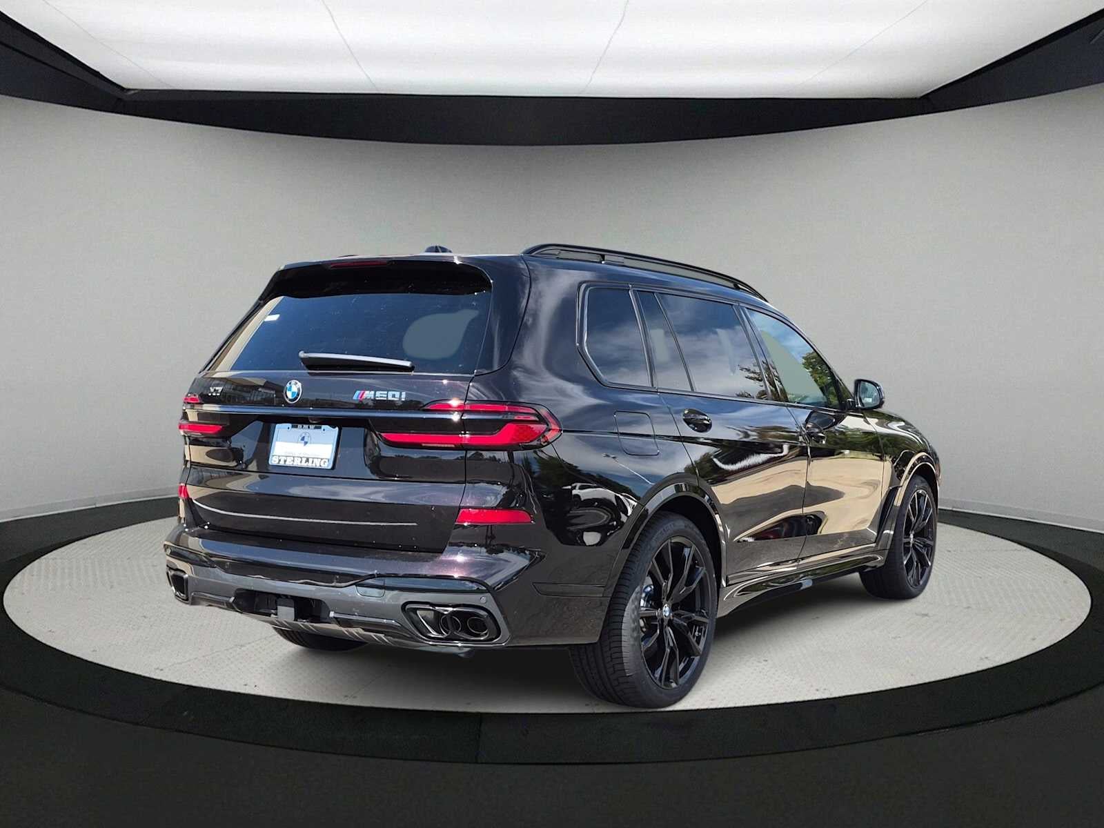 2027 BMW X7 M60i