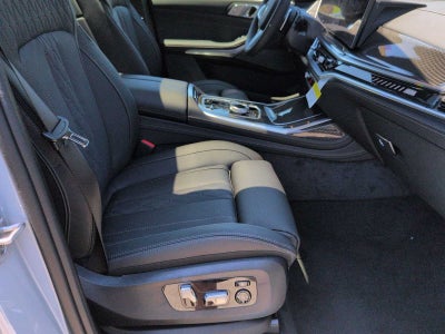 2027 BMW X7 M60i M60i