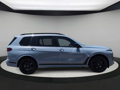 2027 BMW X7 M60i M60i