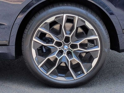 2027 BMW X7 M60i M60i