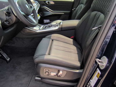 2027 BMW X7 M60i M60i