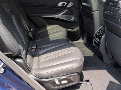 2027 BMW X7 M60i M60i
