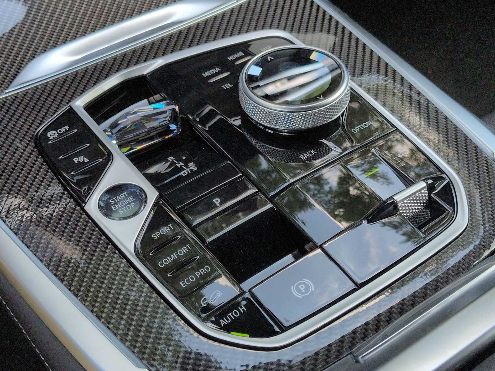2027 BMW X7 M60i M60i
