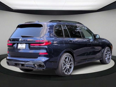2027 BMW X7 M60i M60i