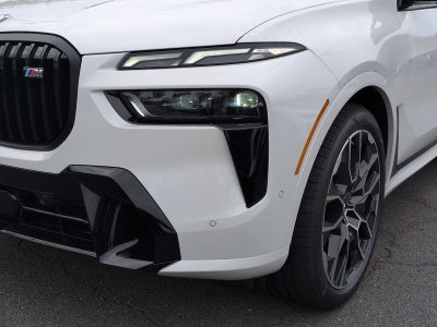 2027 BMW X7 M60i