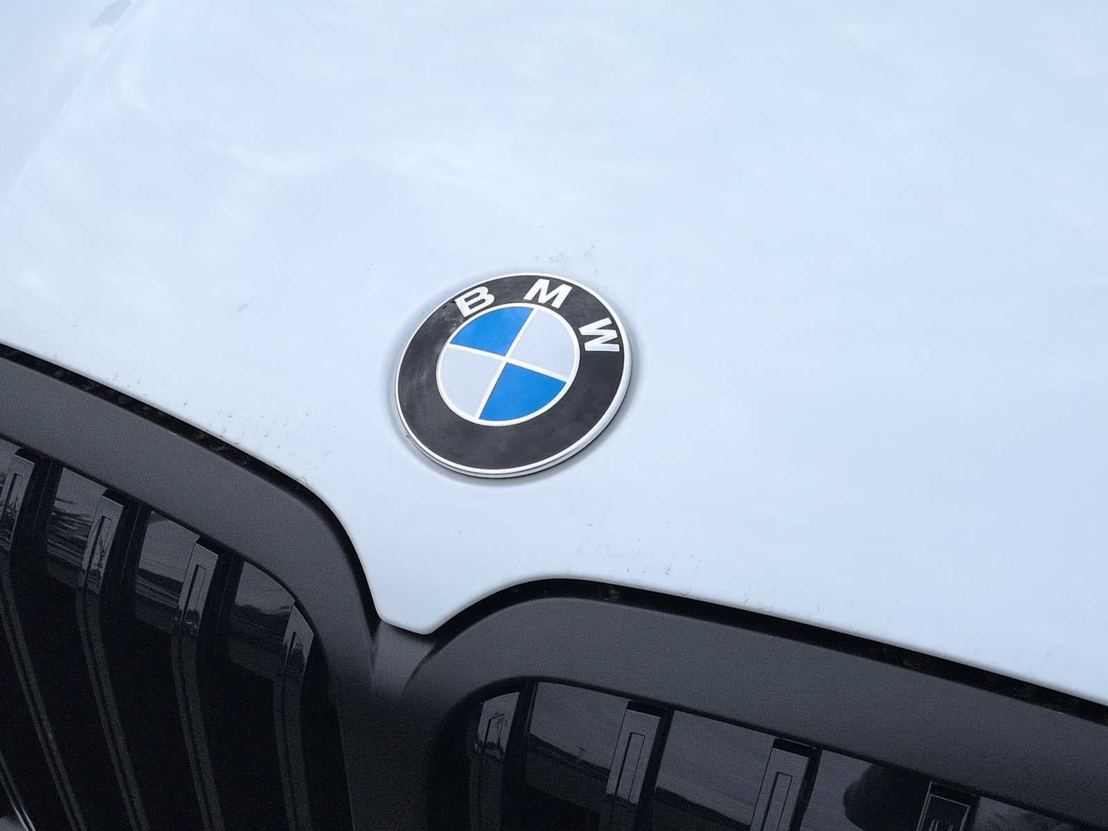 2027 BMW X7 M60i