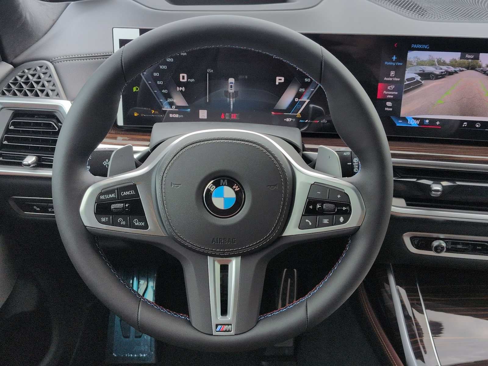 2027 BMW X7 M60i