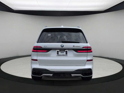 2027 BMW X7 M60i