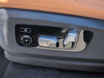 2026 BMW X5 M60i M60i