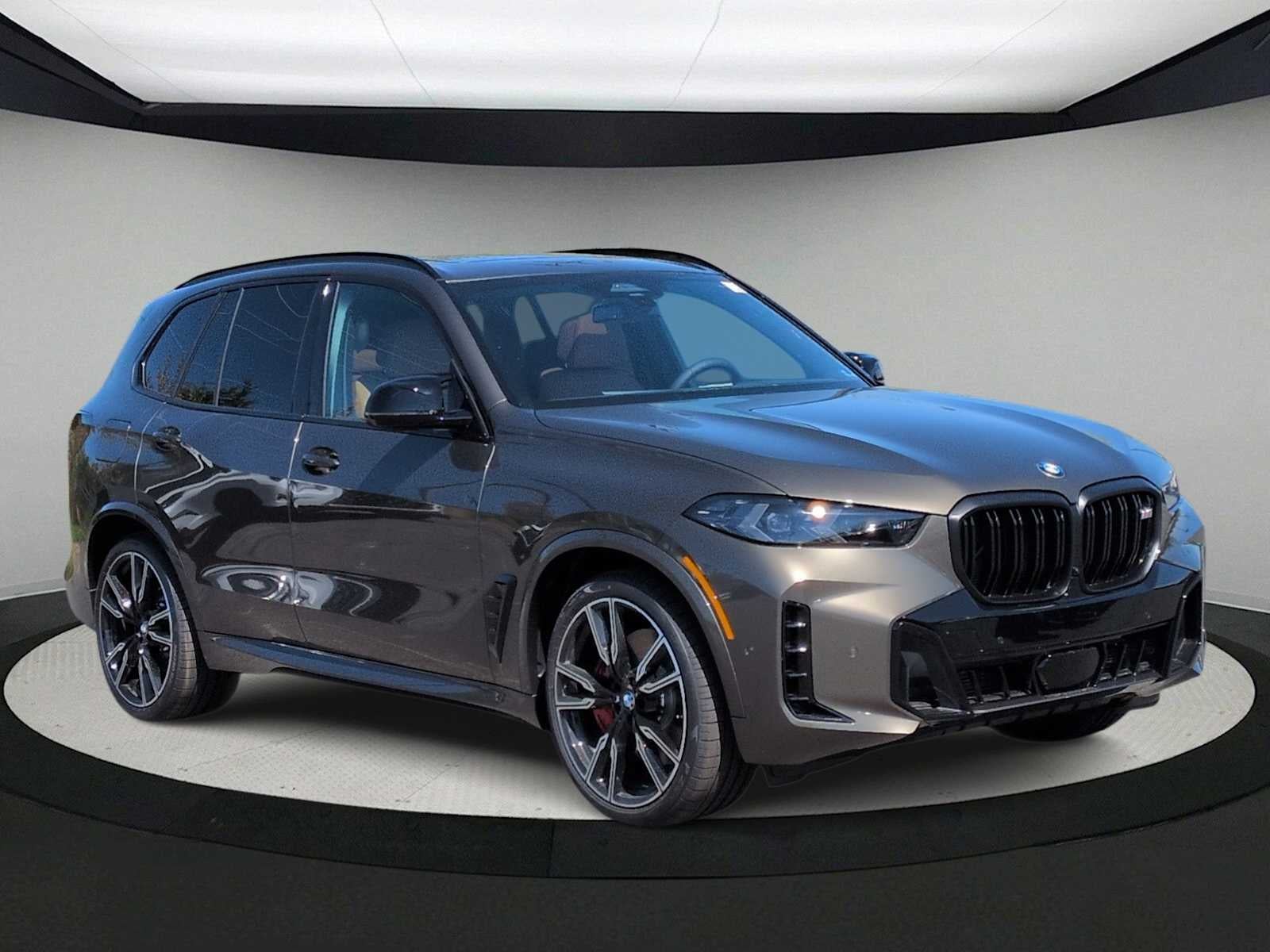 2026 BMW X5 M60i M60i
