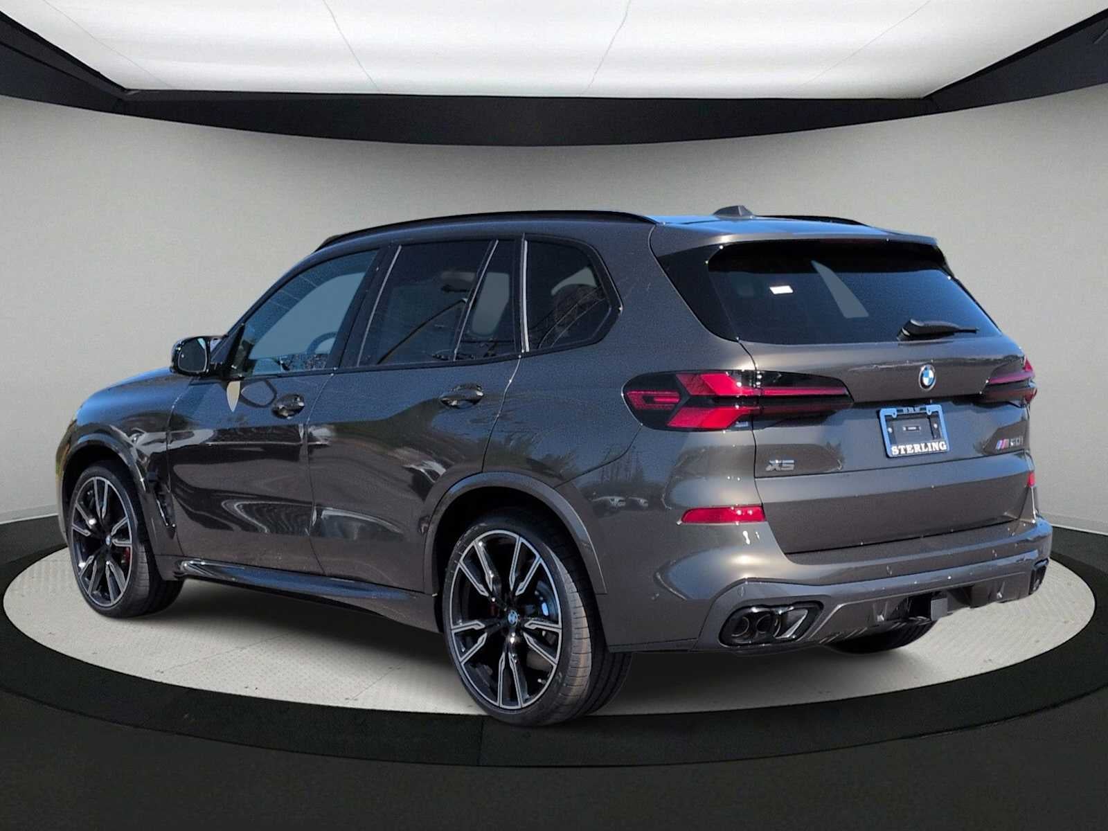 2026 BMW X5 M60i M60i