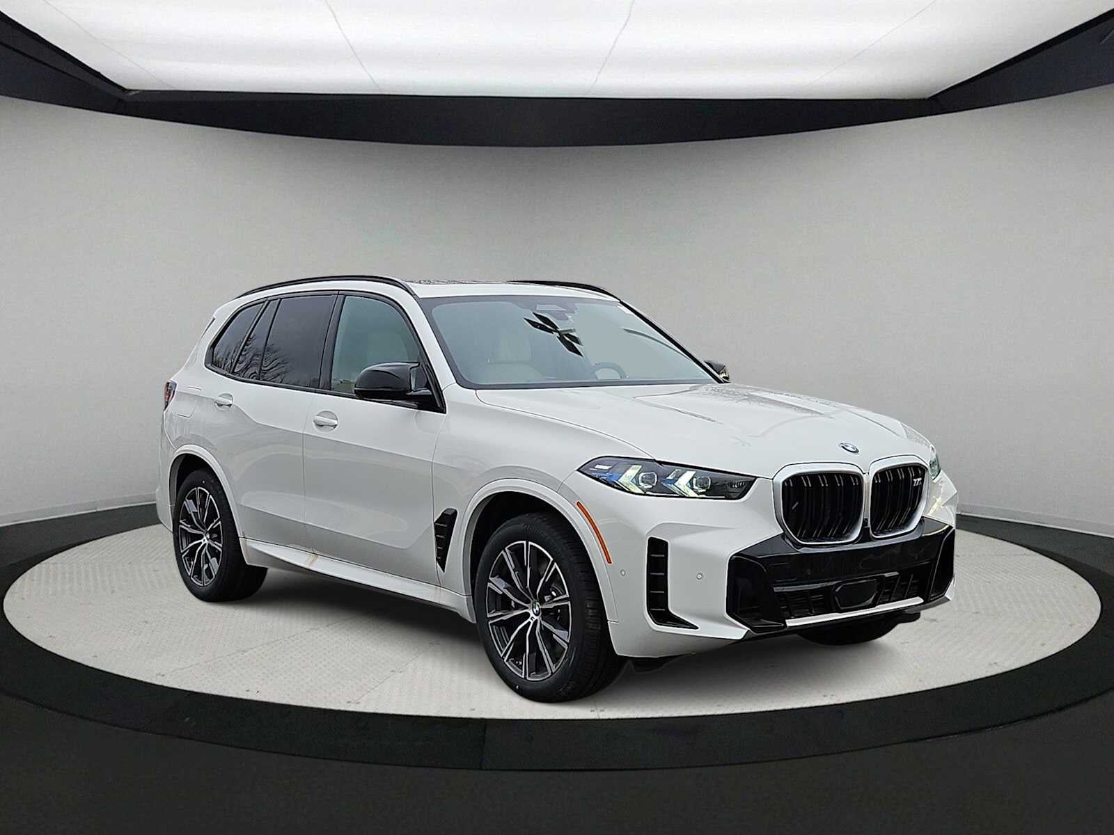 2026 BMW X5 M60i