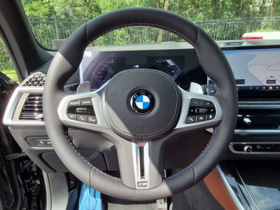 2026 BMW X5 M60i