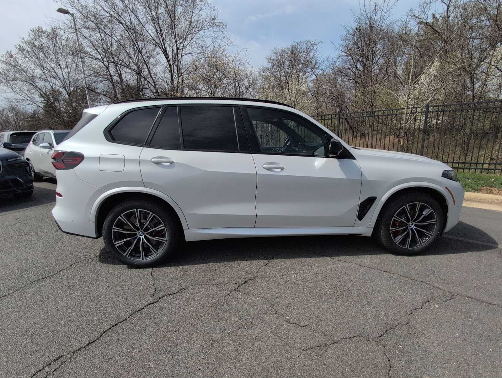2026 BMW X5 M60i