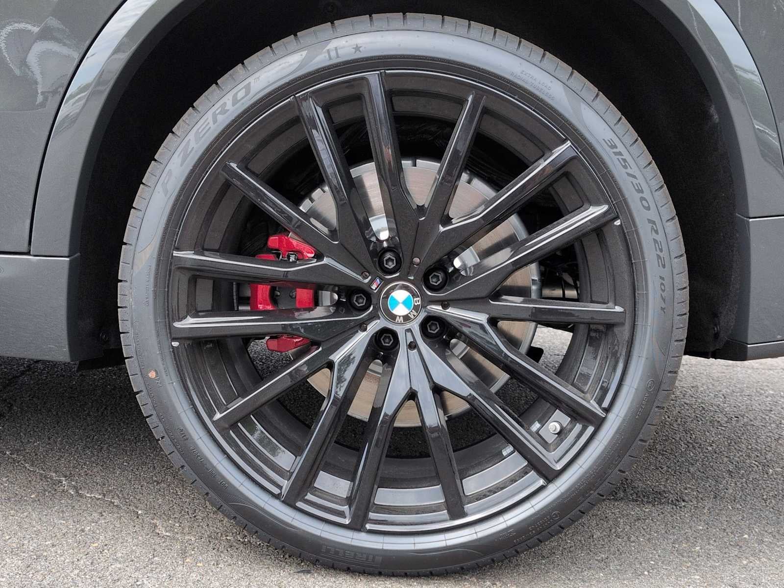 2026 BMW X5 M60i M60i