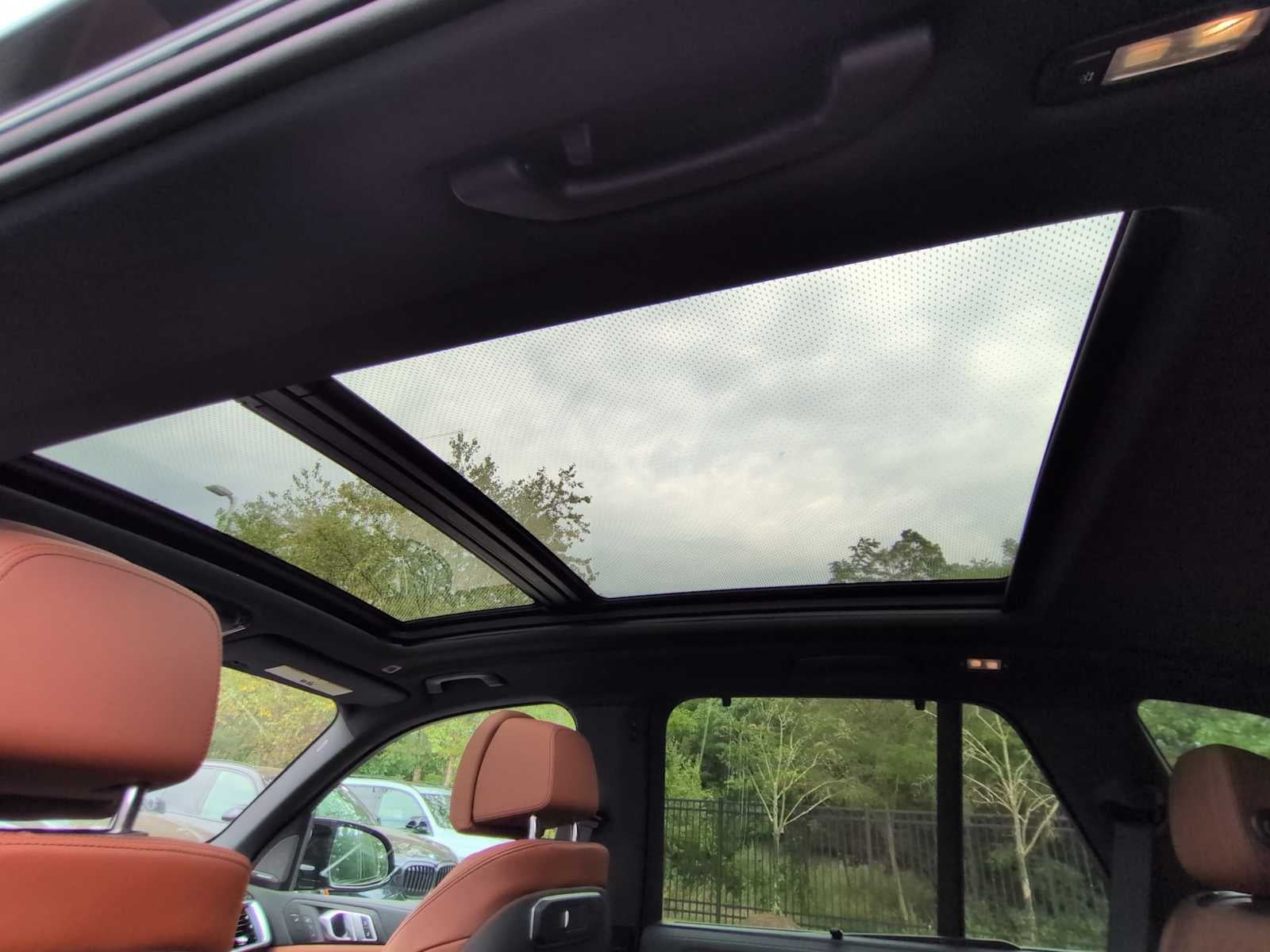2026 BMW X5 M60i M60i