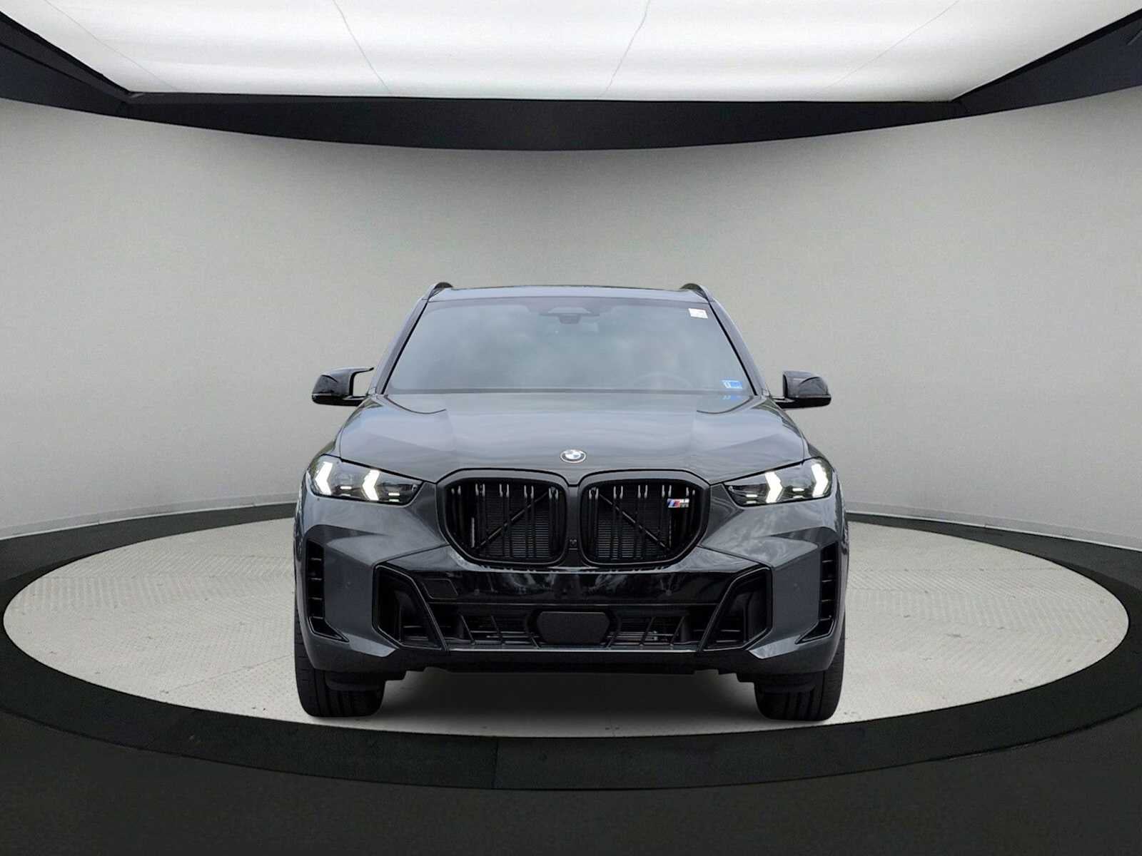 2026 BMW X5 M60i M60i