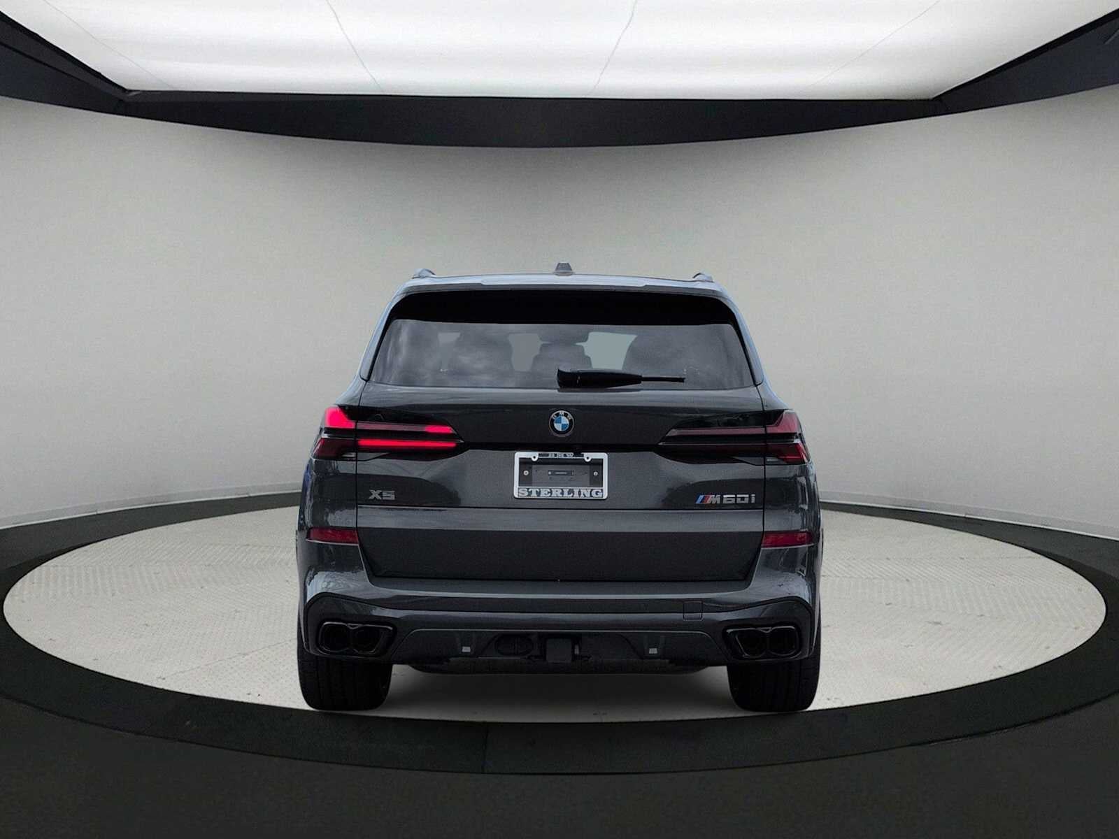 2026 BMW X5 M60i M60i