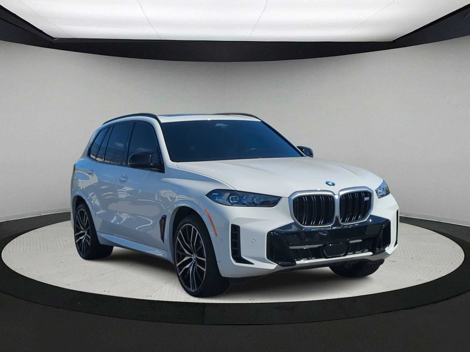2025 BMW X5 M60i