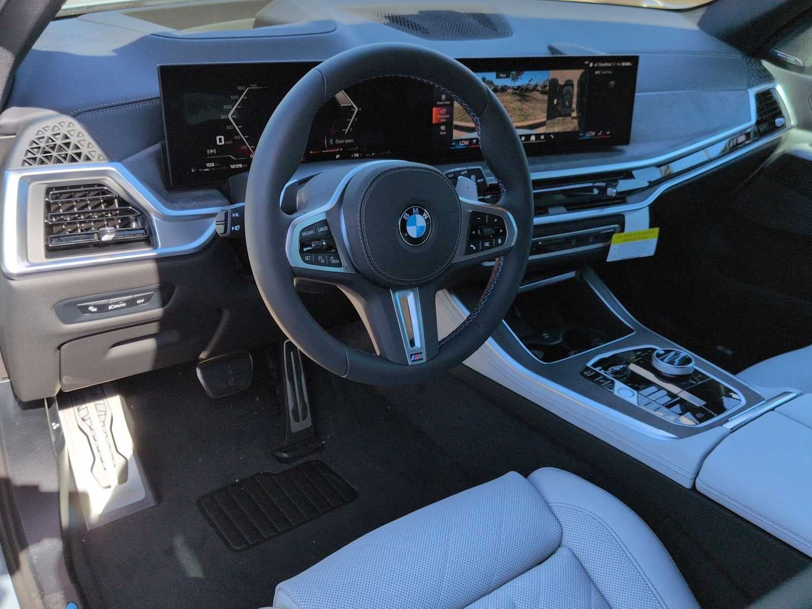 2026 BMW X5 M60i