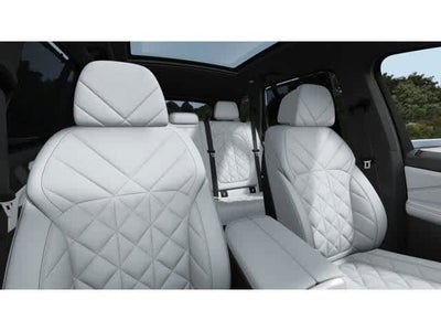 2026 BMW X5 M60i M60i