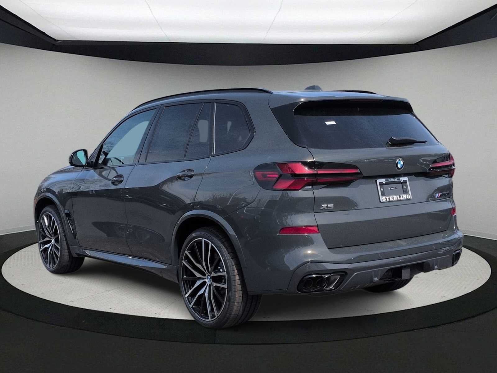 2026 BMW X5 M60i