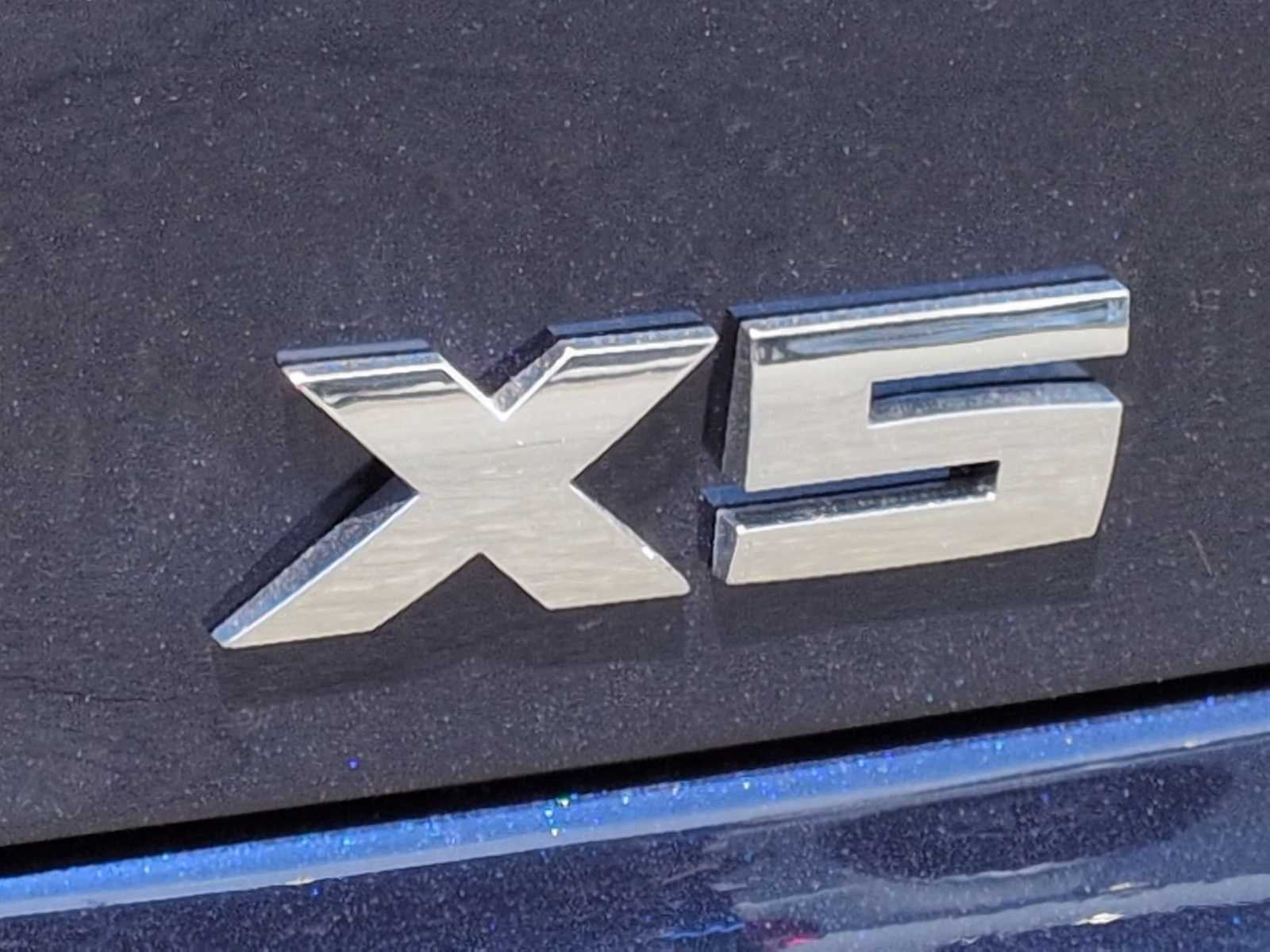 2026 BMW X5 M60i M60i