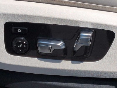 2026 BMW X5 M60i M60i