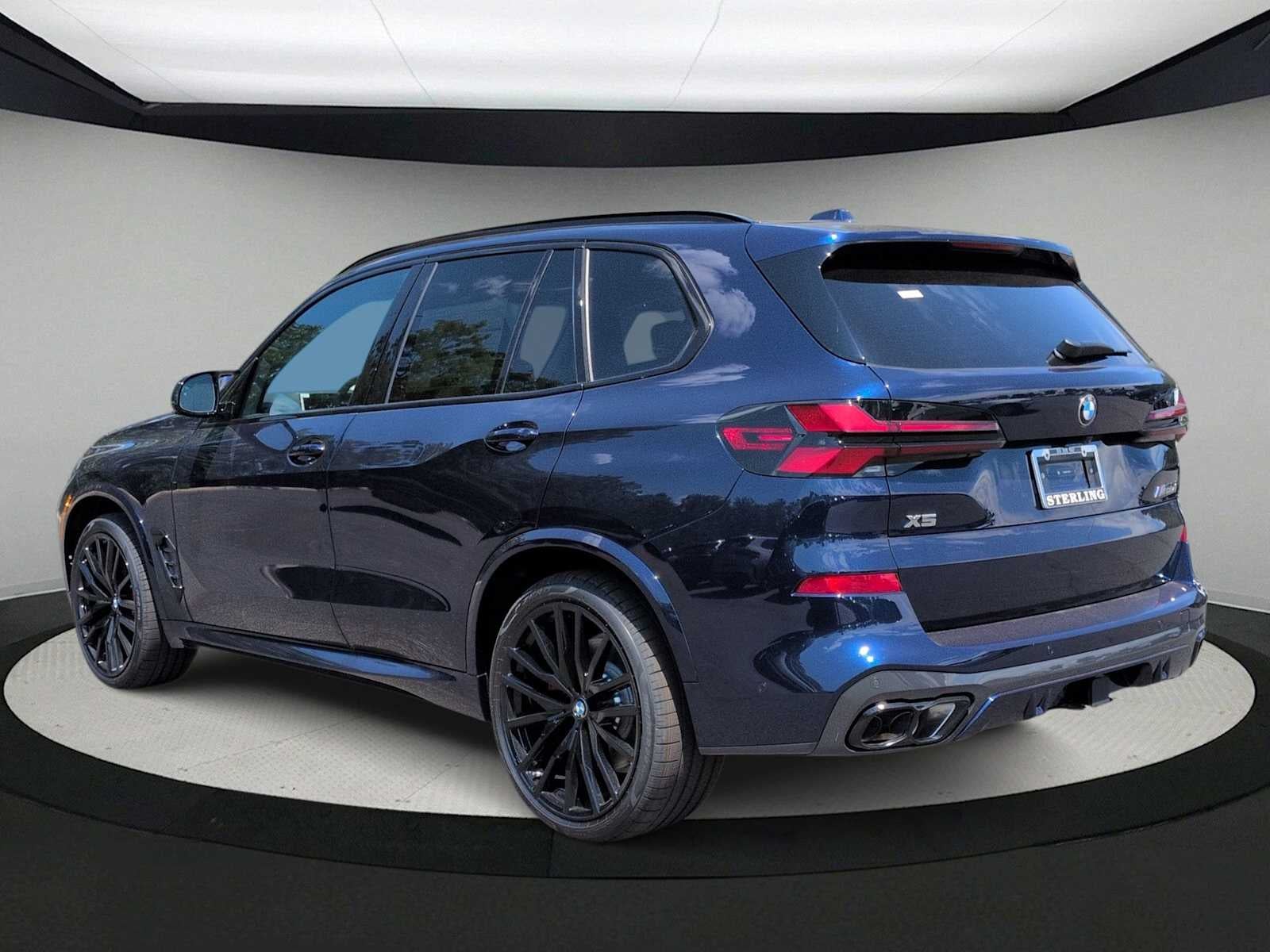 2026 BMW X5 M60i M60i