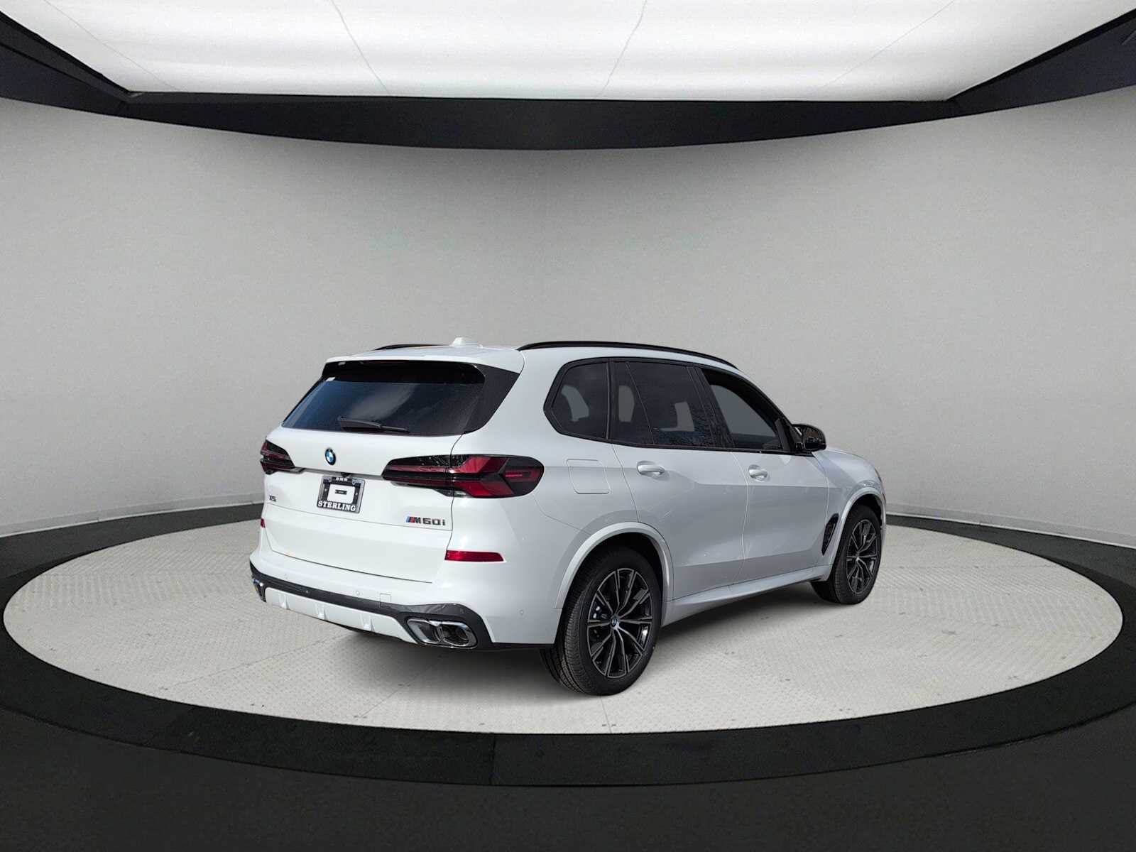 2026 BMW X5 M60i