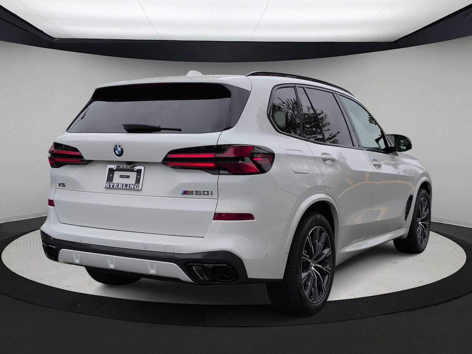 2026 BMW X5 M60i