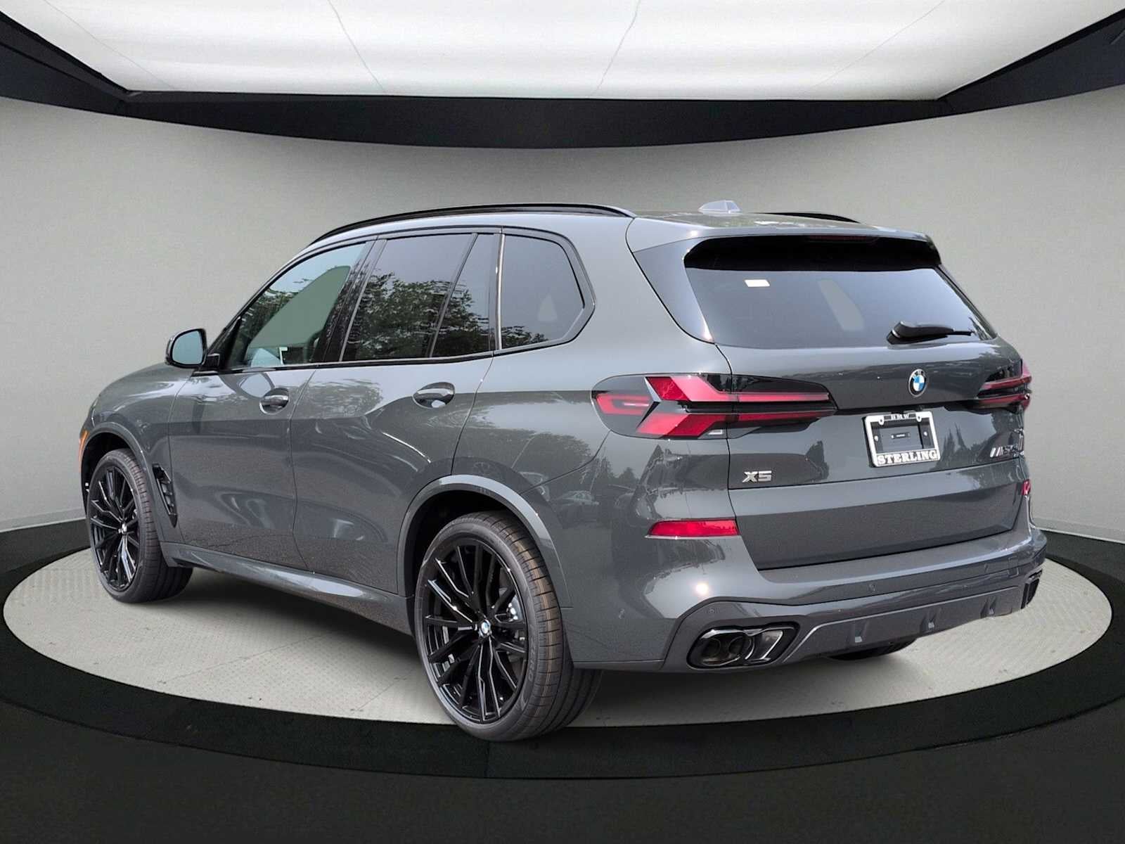 2026 BMW X5 M60i