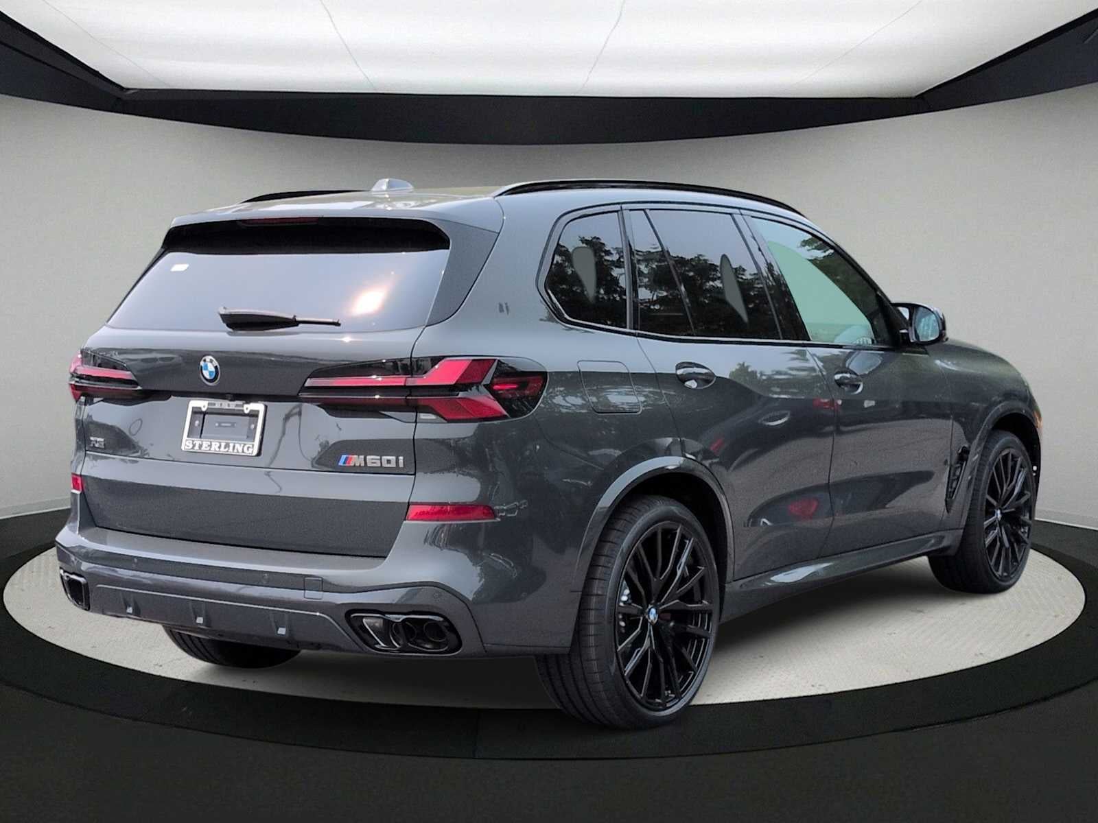2026 BMW X5 M60i