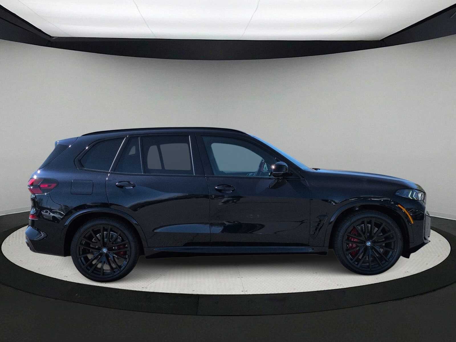 2026 BMW X5 M60i