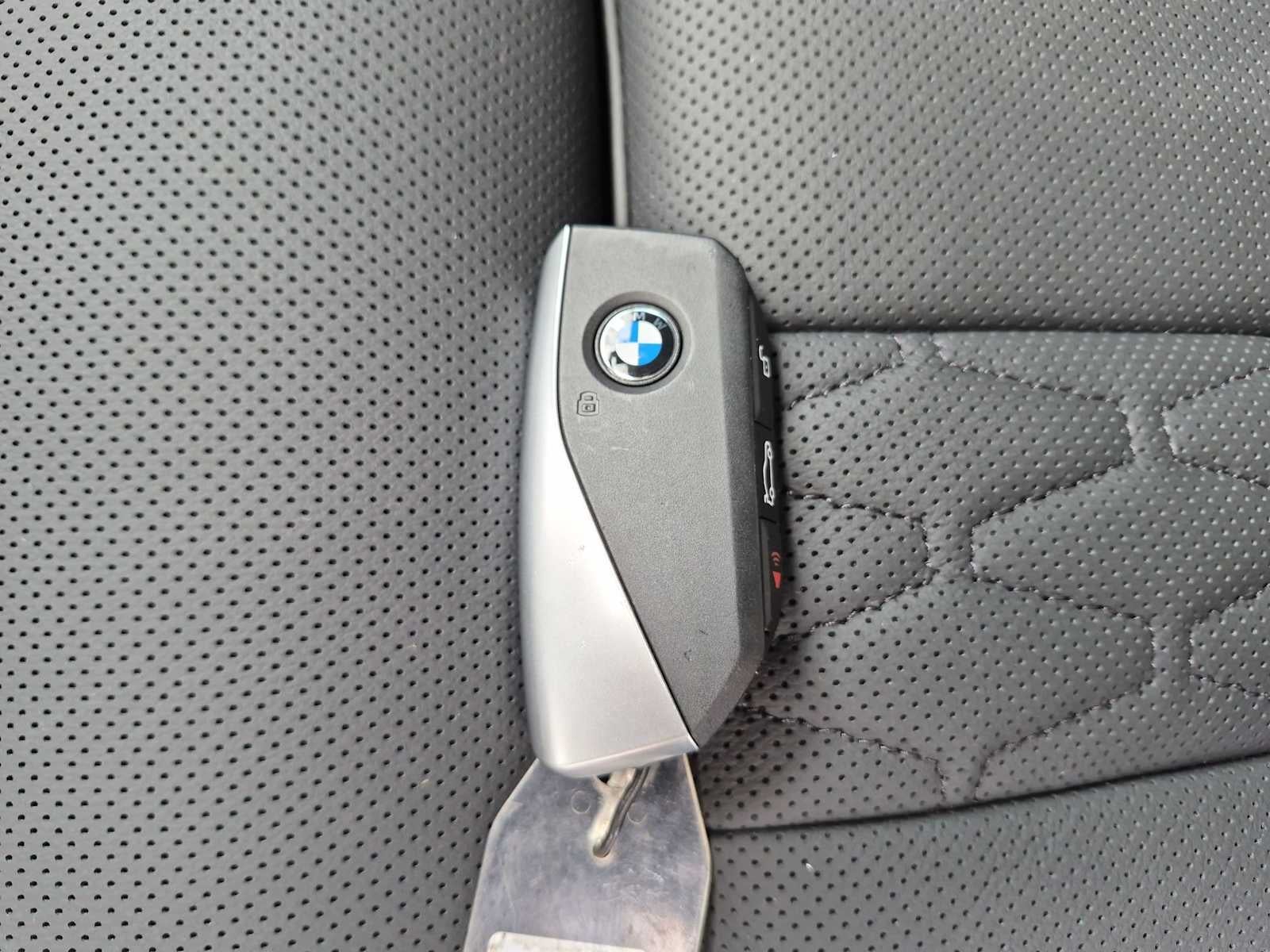 2027 BMW X6 xDrive40i