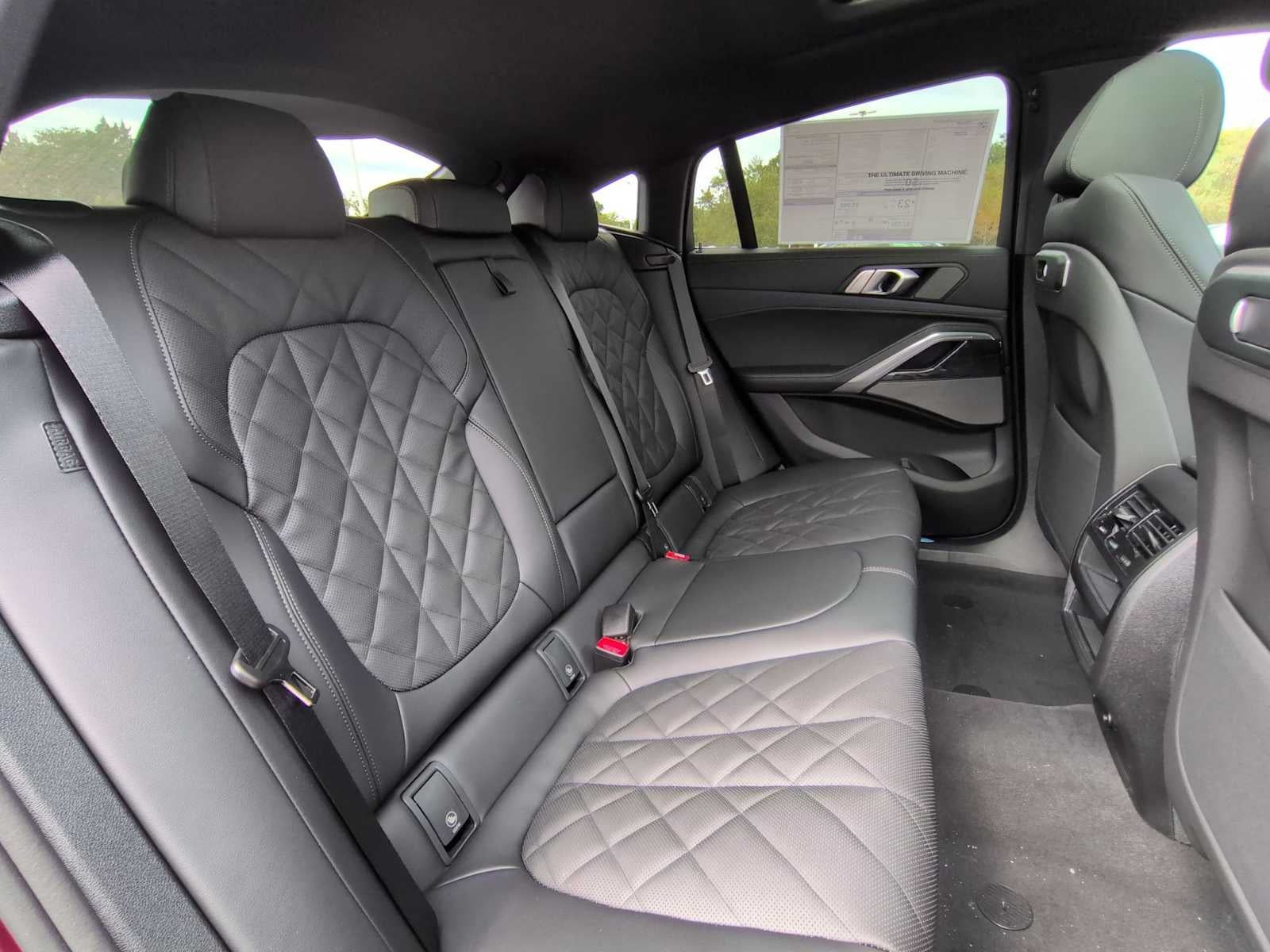 2026 BMW X6 xDrive40i