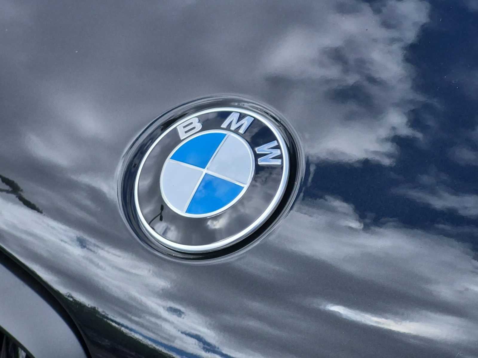 2027 BMW X6 xDrive40i