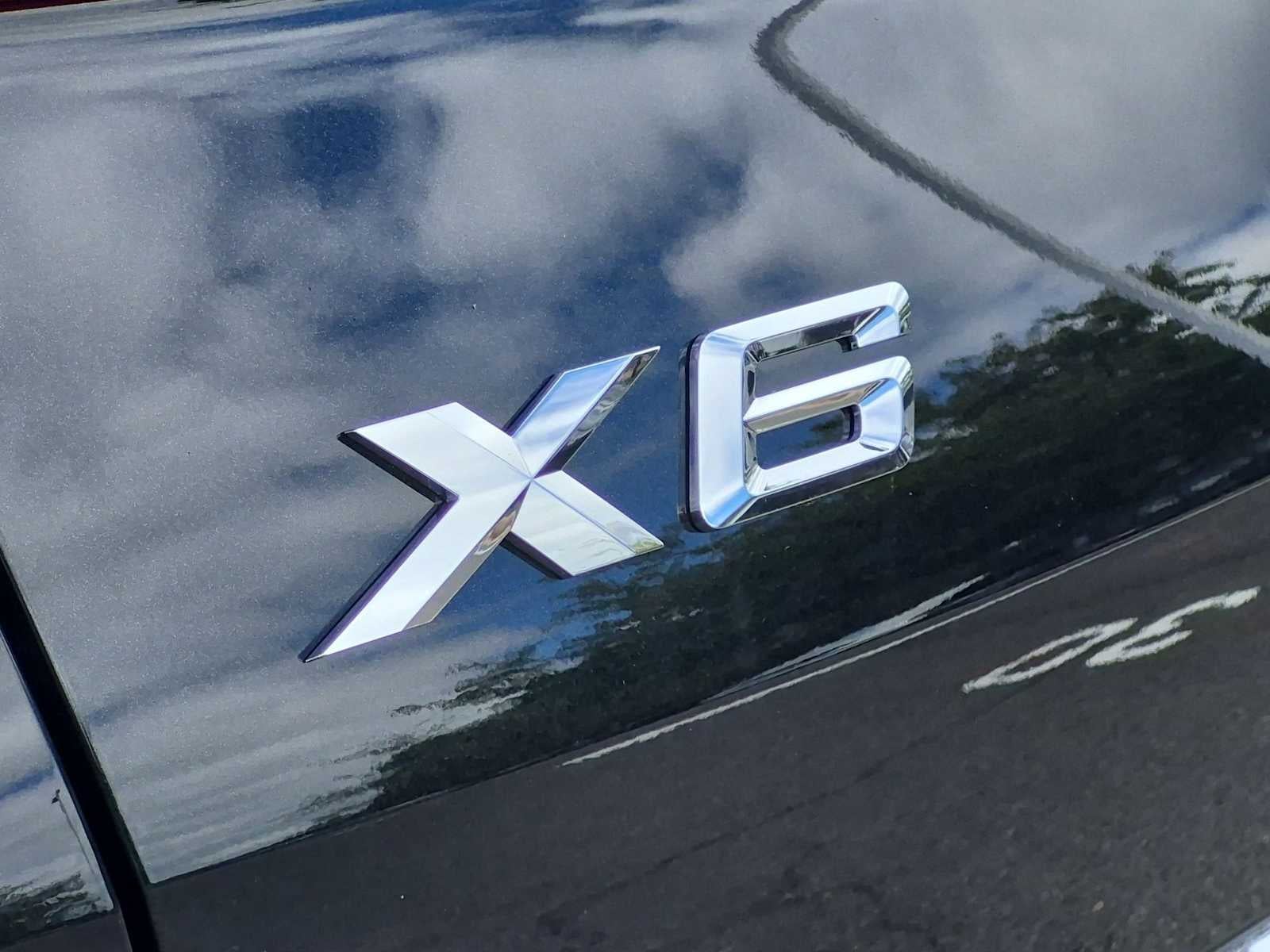 2027 BMW X6 xDrive40i