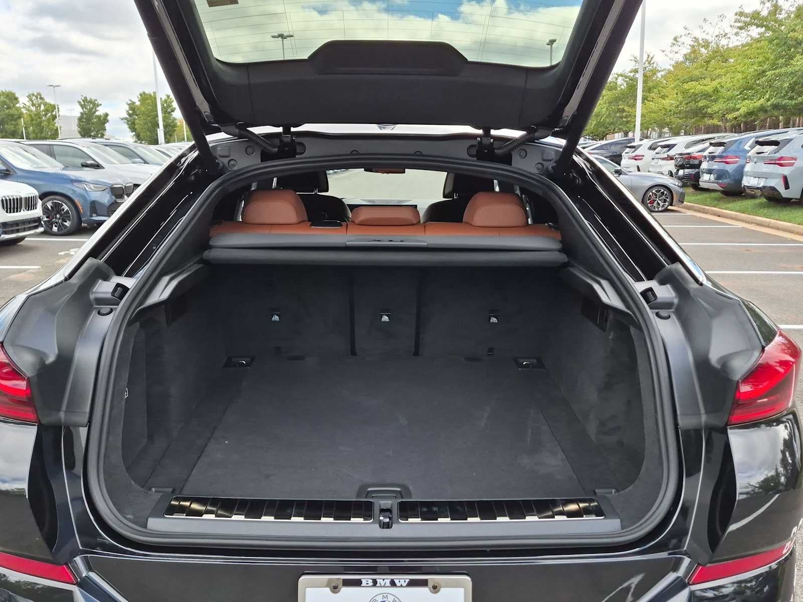 2027 BMW X6 xDrive40i