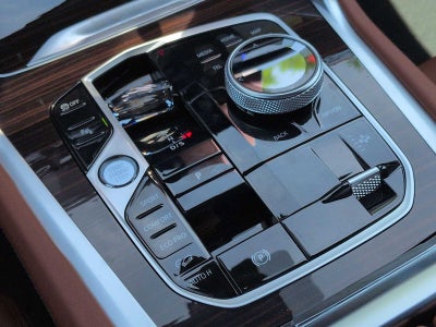 2027 BMW X6 xDrive40i