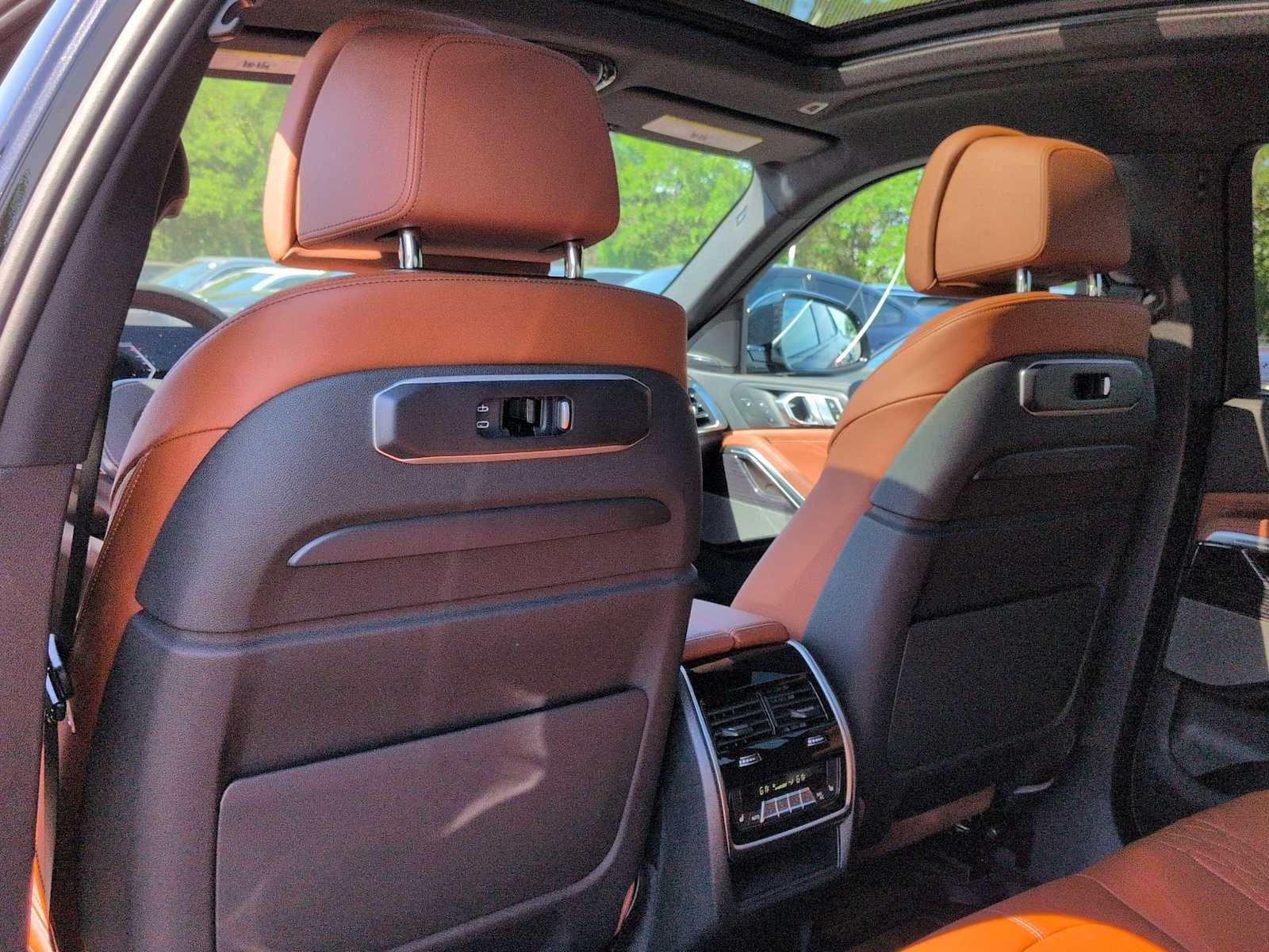 2027 BMW X6 xDrive40i