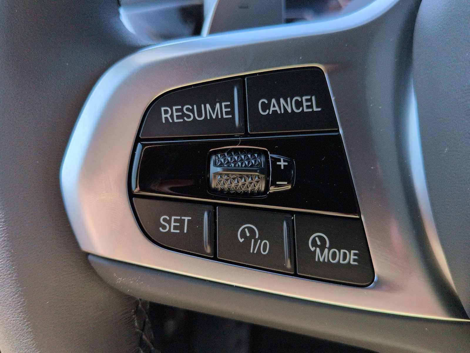 2027 BMW X6 xDrive40i