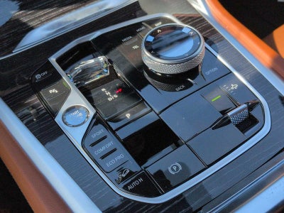 2027 BMW X6 xDrive40i