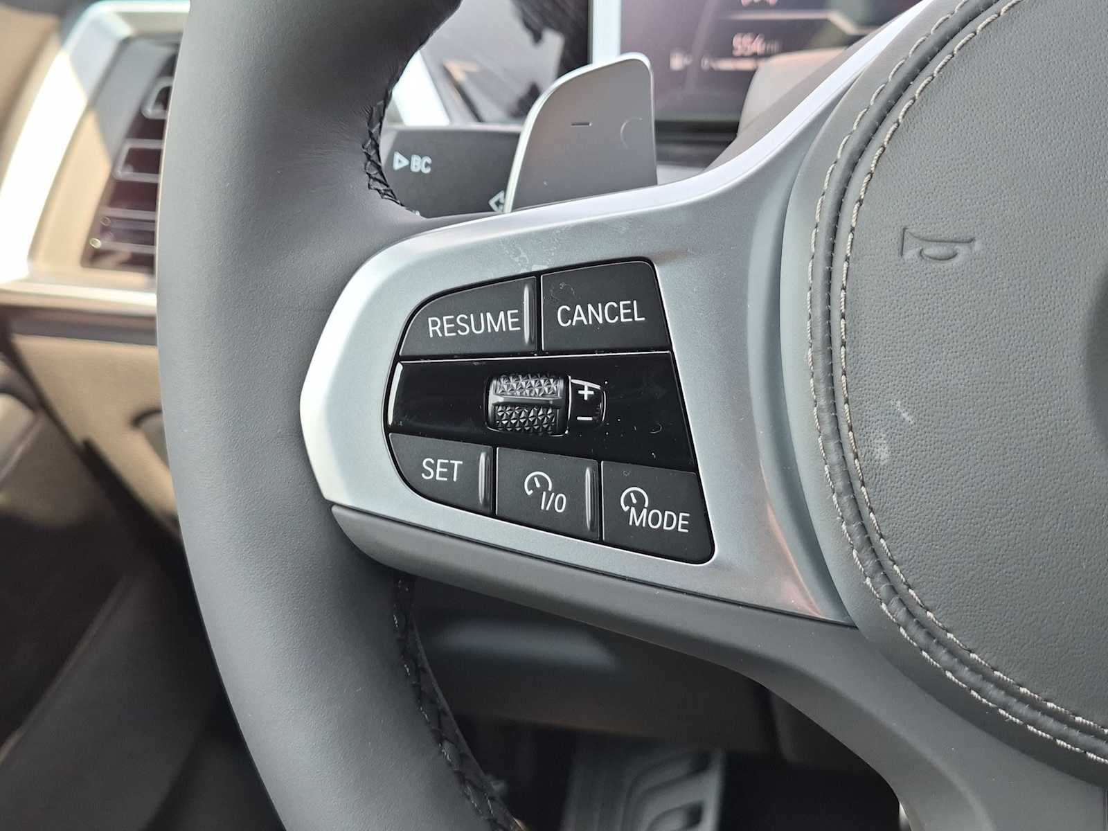 2027 BMW X6 xDrive40i