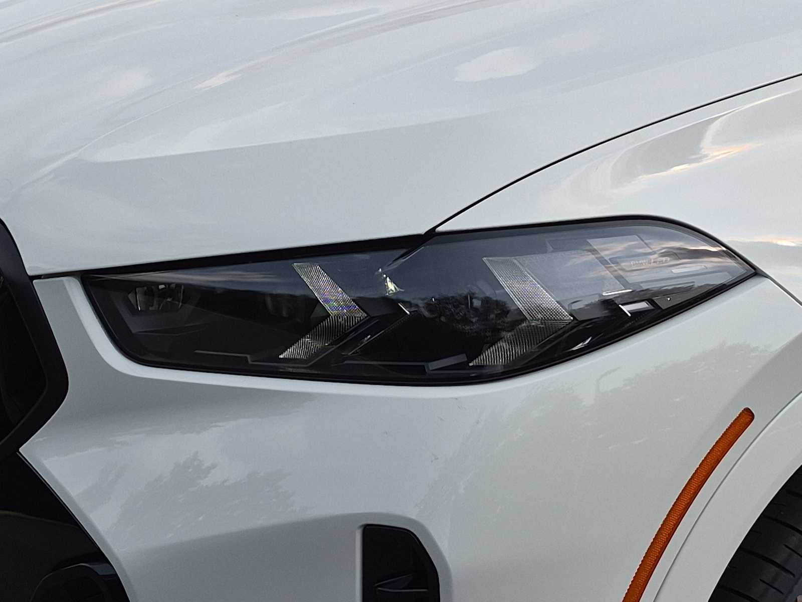 2027 BMW X6 xDrive40i