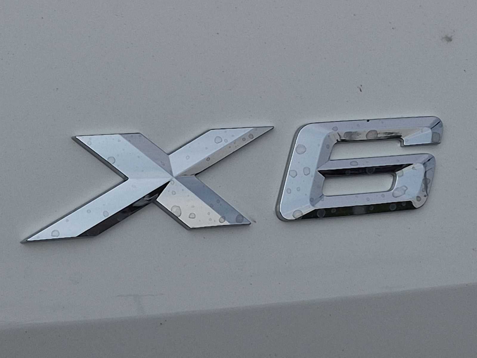 2027 BMW X6 xDrive40i