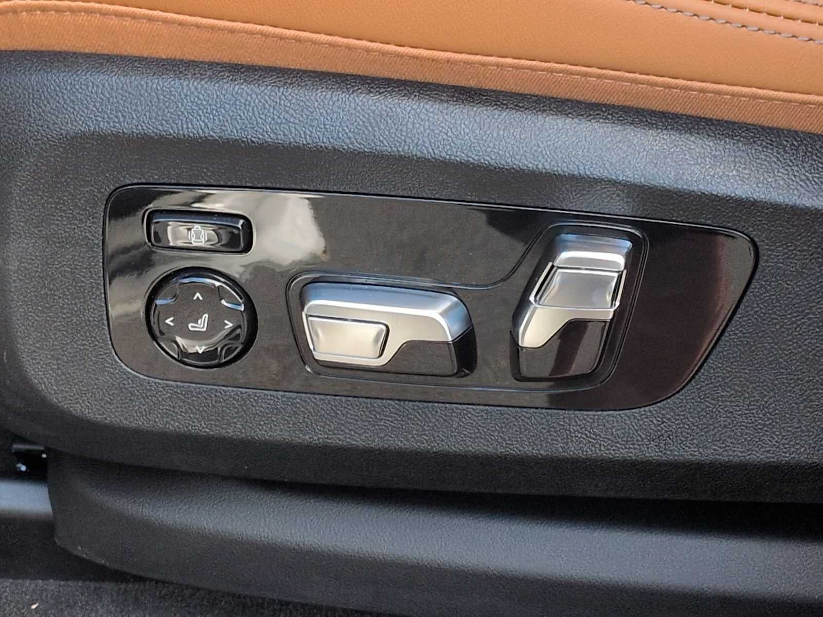 2027 BMW X6 xDrive40i