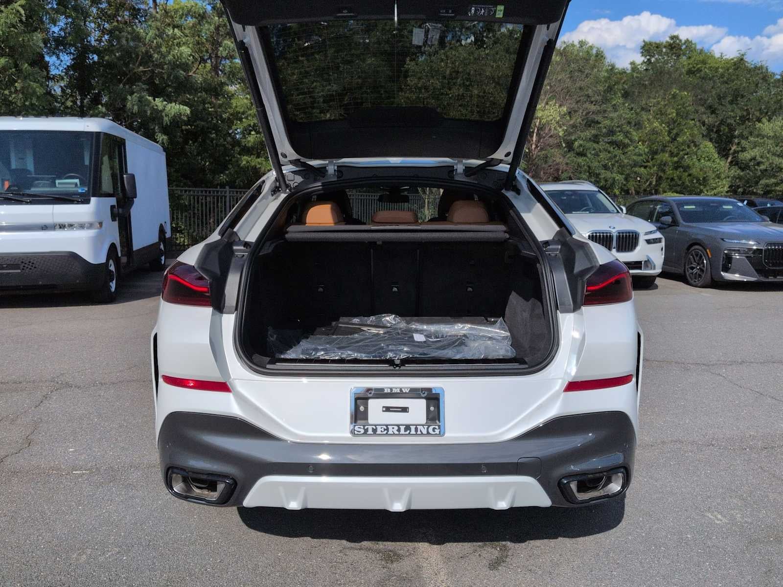 2027 BMW X6 xDrive40i